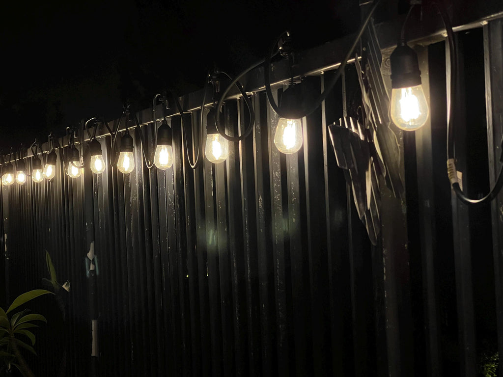 Fence Clips for Hanging Bistro Style String Lights